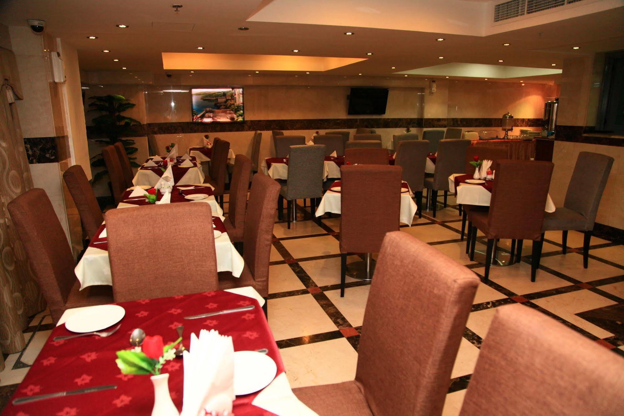 Saffron Hotel Dubai Exterior foto
